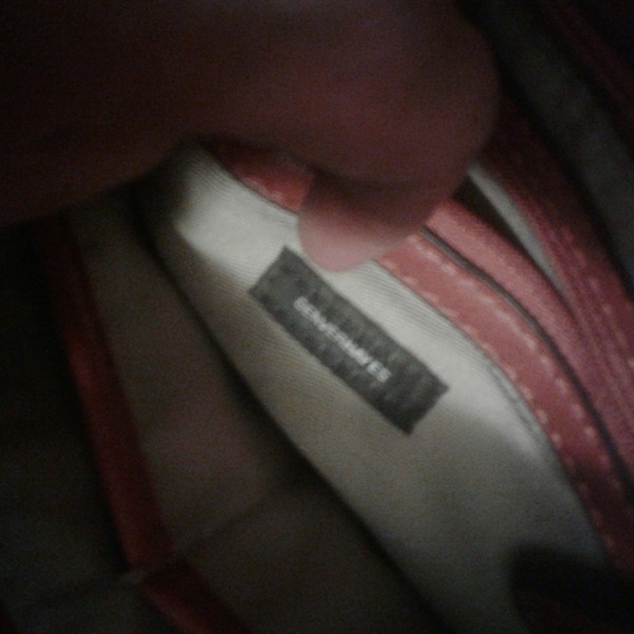 Denver Hayes crossbody - Picture 3 of 3